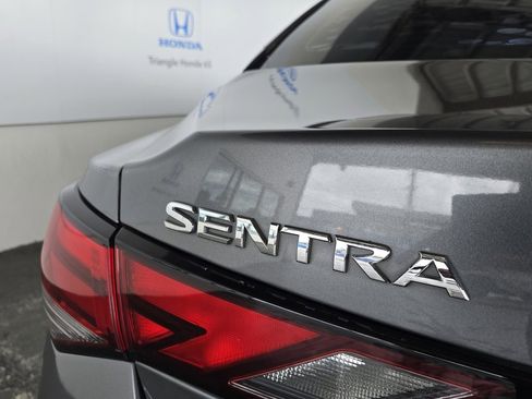 Used 2022 Nissan Sentra S image 32