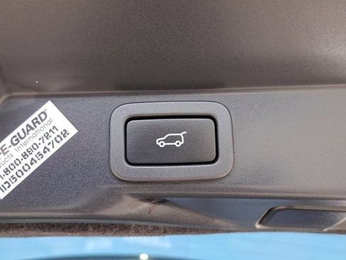 Used 2022 Land Rover Range Rover Sport SE AWD/4WD image 13