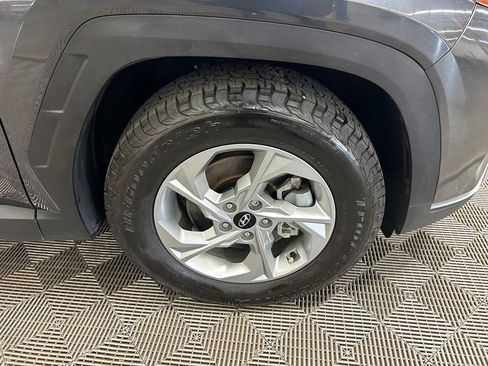Used 2022 Hyundai Tucson SEL FWD image 2