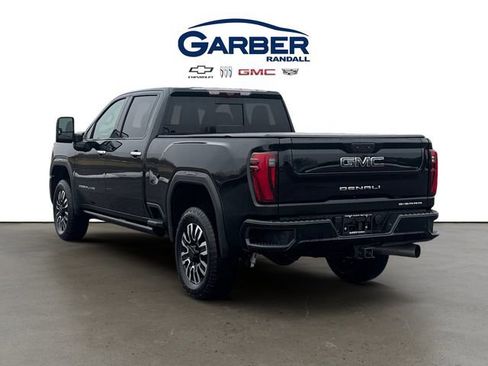 Certified 2024 GMC Sierra 2500 Denali Ultimate image 3