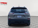 Used 2019 Jeep Cherokee Latitude Plus w/ Cold Weather Group image 4