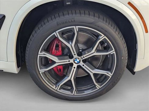 New 2026 BMW X5 xDrive50e image 9