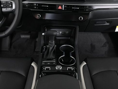 New 2026 Kia K5 GT-Line w/ GT-Line Premium Package image 17