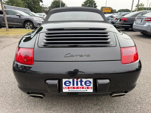 Used 2005 Porsche 911 Carrera RWD image 6
