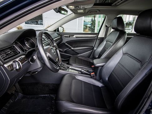 Used 2018 Volkswagen Passat 2.0T SE image 26