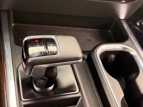 Used 2025 Chevrolet Silverado 1500 LT Trail Boss w/ Convenience Package II AWD/4WD image 23