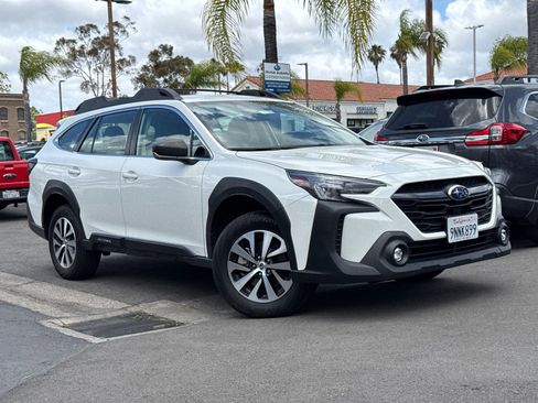 Certified 2025 Subaru Outback AWD/4WD image 2