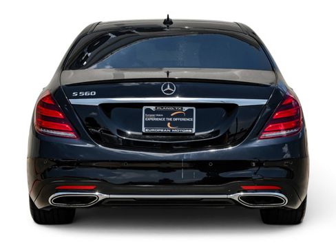 Used 2018 Mercedes-Benz S 560 Sedan image 9