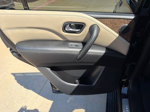 Used 2022 INFINITI QX80 Premium Select w/ Cargo Package AWD/4WD image 15