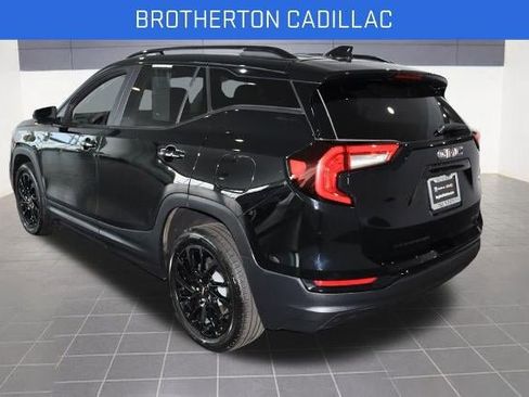 Certified 2023 GMC Terrain SLE w/ Driver Convenience Package AWD/4WD image 4