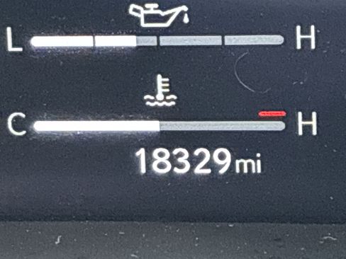 Used 2024 Lexus GX 550 w/ Accessory Package (2T) image 23