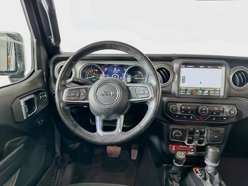 Used 2023 Jeep Wrangler Rubicon w/ Cold Weather Group image 17