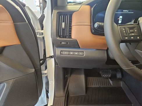 New 2026 Nissan Pathfinder Platinum w/ Cargo Package image 16