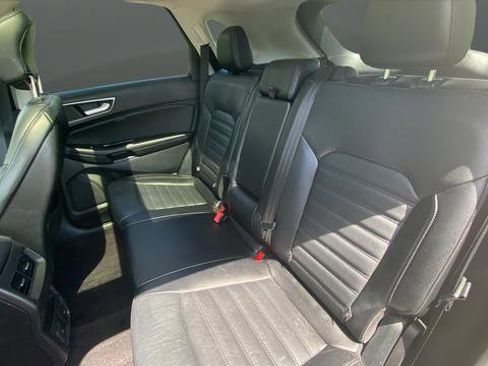Used 2015 Ford Edge SEL w/ Equipment Group 201A AWD/4WD image 23