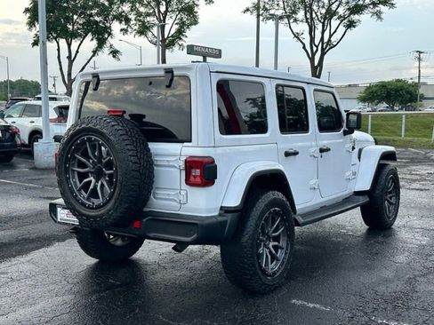Used 2021 Jeep Wrangler Unlimited Sahara AWD/4WD image 4