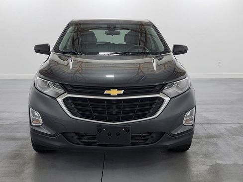 Used 2020 Chevrolet Equinox LS w/ LS Convenience Package FWD image 3