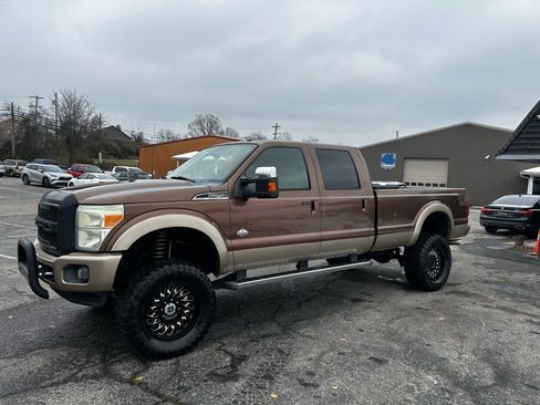 Used 2011 Ford F250 King Ranch w/ King Ranch w/Chrome Pkg image 13