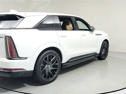 Used 2025 Cadillac Escalade IQ Sport 2 w/ LPO, ONYX Package image 5