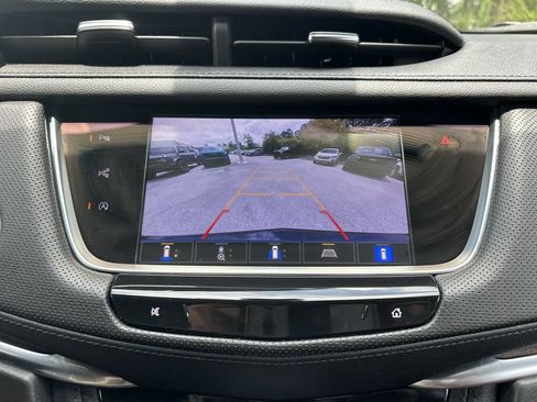 Used 2024 Cadillac XT5 Premium Luxury w/ Technology Package FWD image 15
