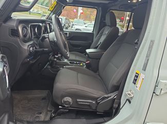 Used 2023 Jeep Wrangler Unlimited w/ Sun & Screen Package video 3