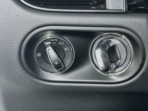 Certified 2025 Porsche Macan S AWD/4WD image 13