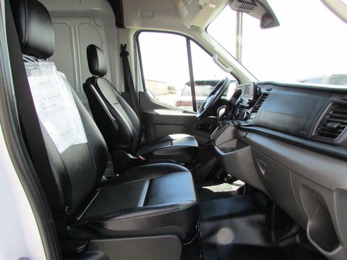 Used 2024 Ford Transit 250 148 Medium Roof RWD image 16
