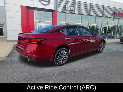 Certified 2023 Nissan Altima 2.5 SV w/ SV Premium Package AWD/4WD image 16