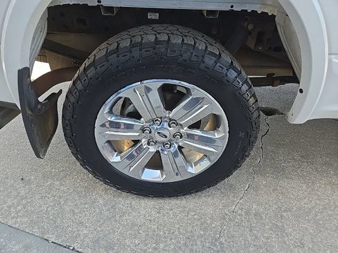 Used 2019 Ford F150 Lariat w/ Equipment Group 502A Luxury AWD/4WD image 55