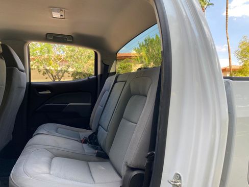 Used 2016 Chevrolet Colorado LT w/ LT Convenience Package RWD image 44