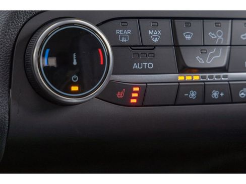 Used 2025 Ford Escape Active w/ Cold Weather Package AWD/4WD image 23