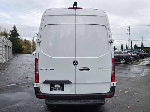 New 2026 Mercedes-Benz Sprinter 3500 image 5