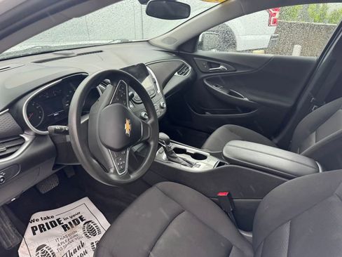 Used 2023 Chevrolet Malibu LT w/ Driver Confidence Package image 9