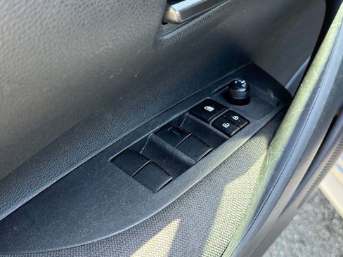 Certified 2024 Toyota Corolla LE image 17