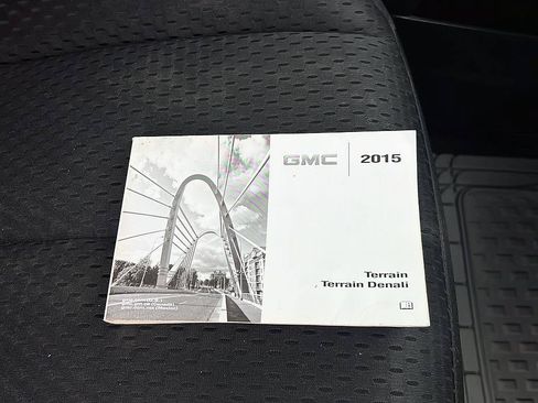 Used 2015 GMC Terrain SLE AWD/4WD image 19
