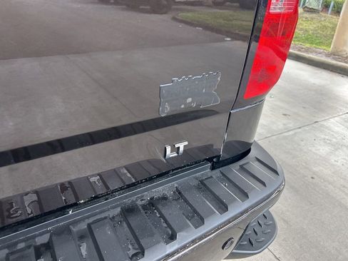 Used 2018 Chevrolet Silverado 1500 LT w/ All Star Edition image 19