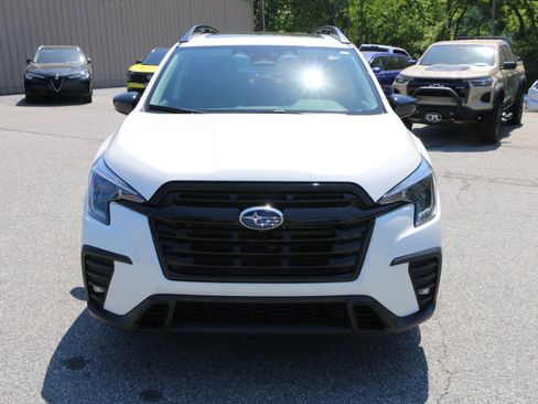 Used 2025 Subaru Ascent Onyx Edition w/ Onyx Package AWD/4WD image 11