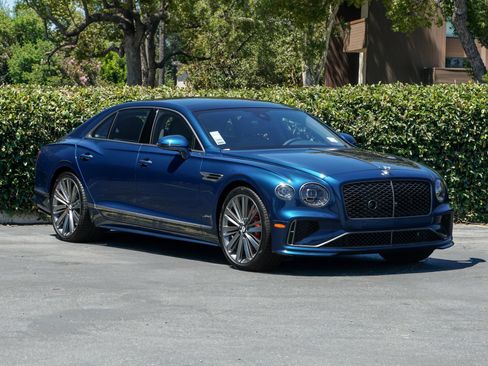 New 2025 Bentley Flying Spur Plug-In Hybrid AWD/4WD image 9