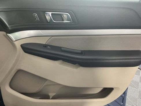 Used 2018 Ford Explorer 4WD image 13