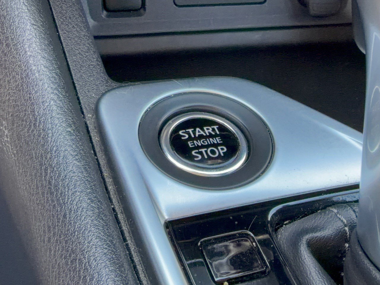 Used 2025 Nissan Sentra SV FWD image 20