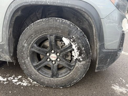 Used 2023 GMC Acadia AT4 w/ Trailering Package image 4