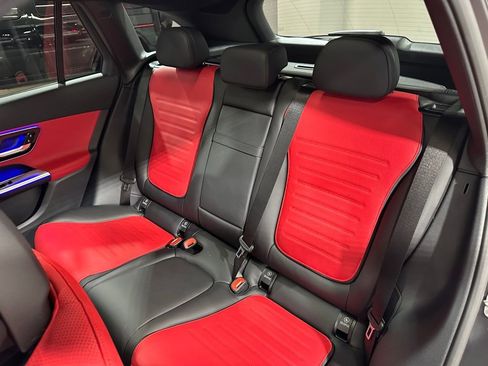 New 2026 Mercedes-Benz GLC 300 4MATIC image 17