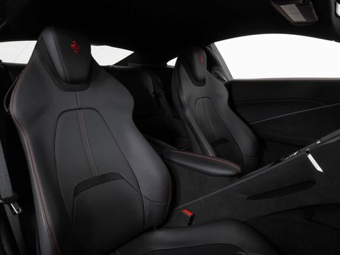 Certified 2021 Ferrari Roma image 43