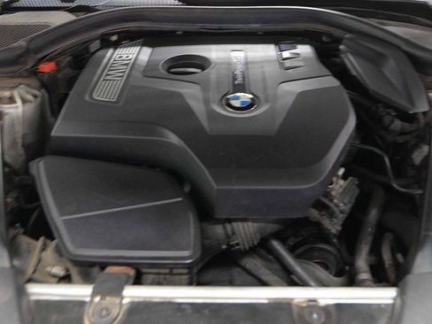 Used 2017 BMW 530i RWD image 18