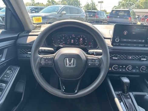 Certified 2023 Honda Accord EX image 21