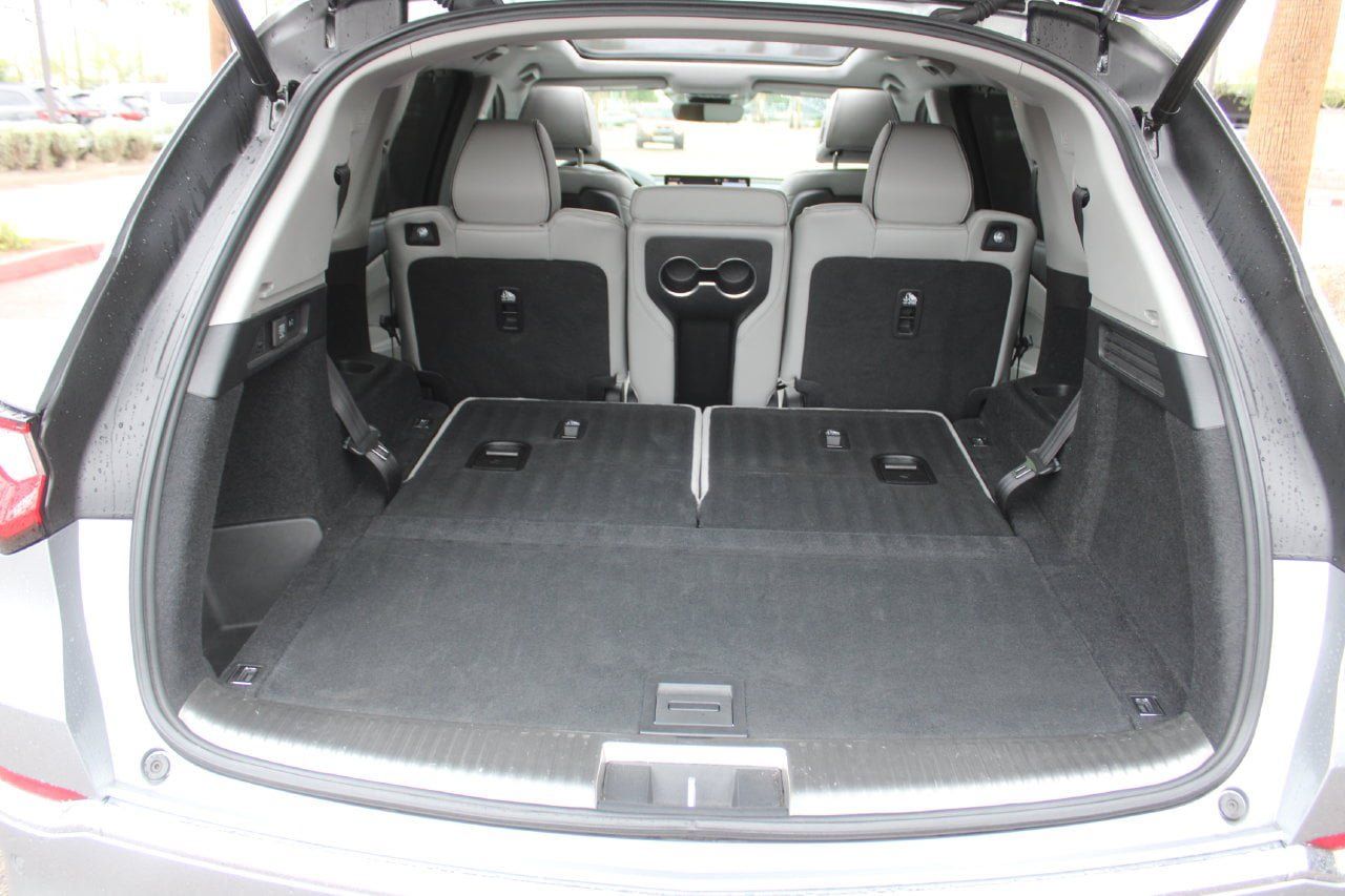 Used 2022 Acura MDX w/ Advance Package AWD/4WD image 13