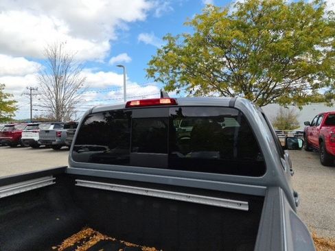 New 2026 Nissan Frontier PRO-4X w/ Pro-4x Convenience Package image 10