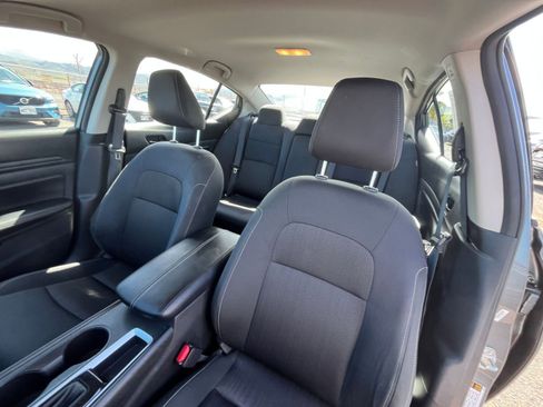 Used 2025 Nissan Altima 2.5 SV FWD image 36