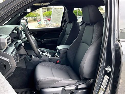 Used 2025 Toyota Tacoma SR RWD image 21