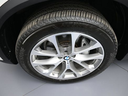 Used 2024 BMW X5 xDrive40i w/ Premium Package AWD/4WD image 14