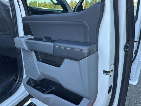 Used 2022 Ford F150 XLT w/ Equipment Group 302A High image 13